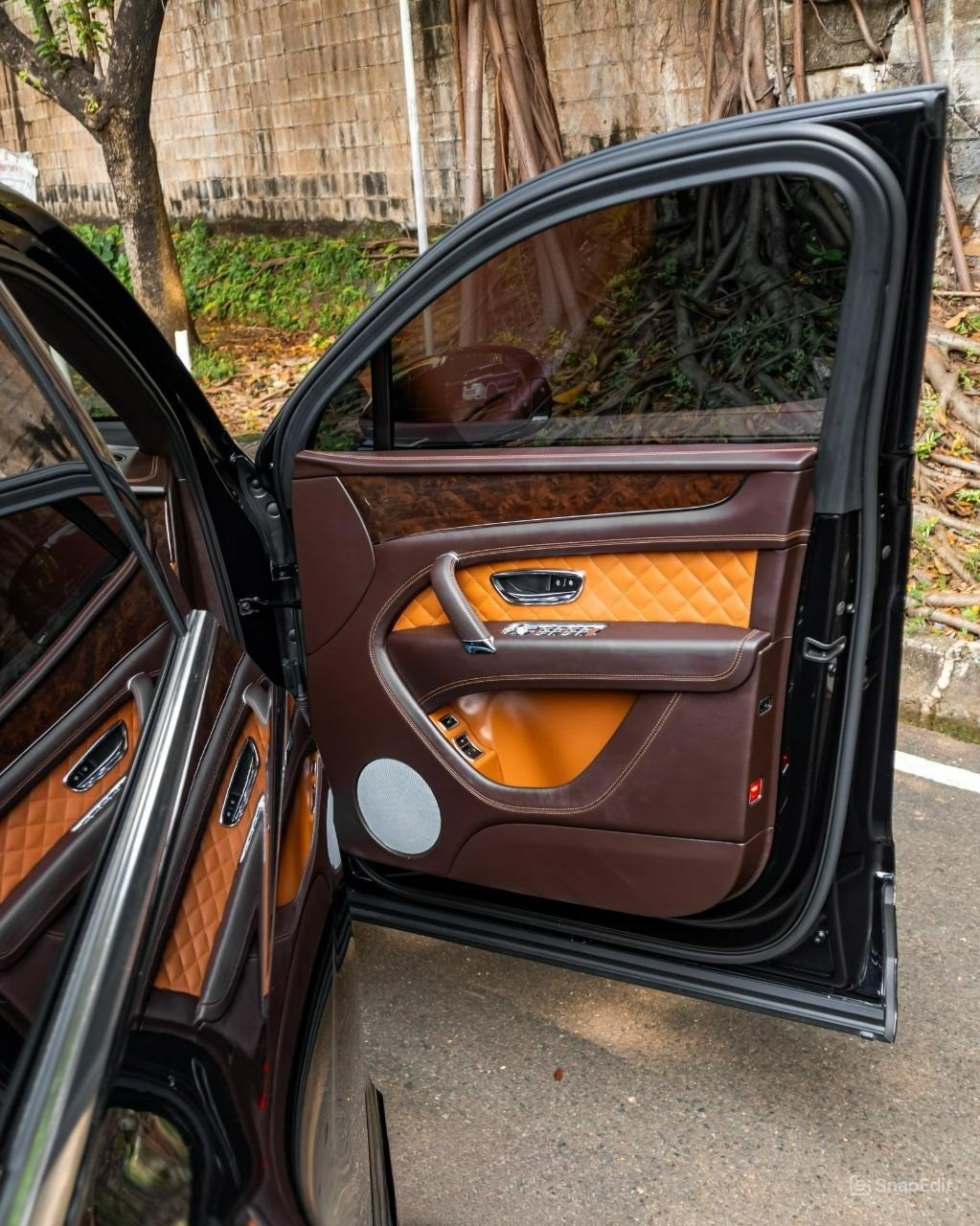 2016 Bentley Bentayga 4.0 L 2016 Bentley Bentayga 4.0 L