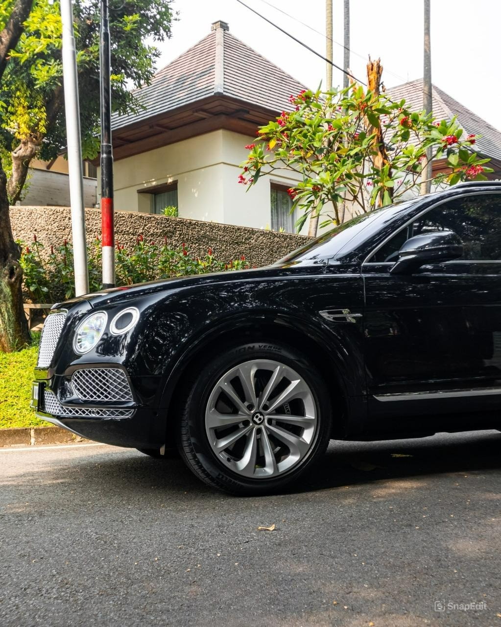 2016 Bentley Bentayga 4.0 L 2016 Bentley Bentayga 4.0 L