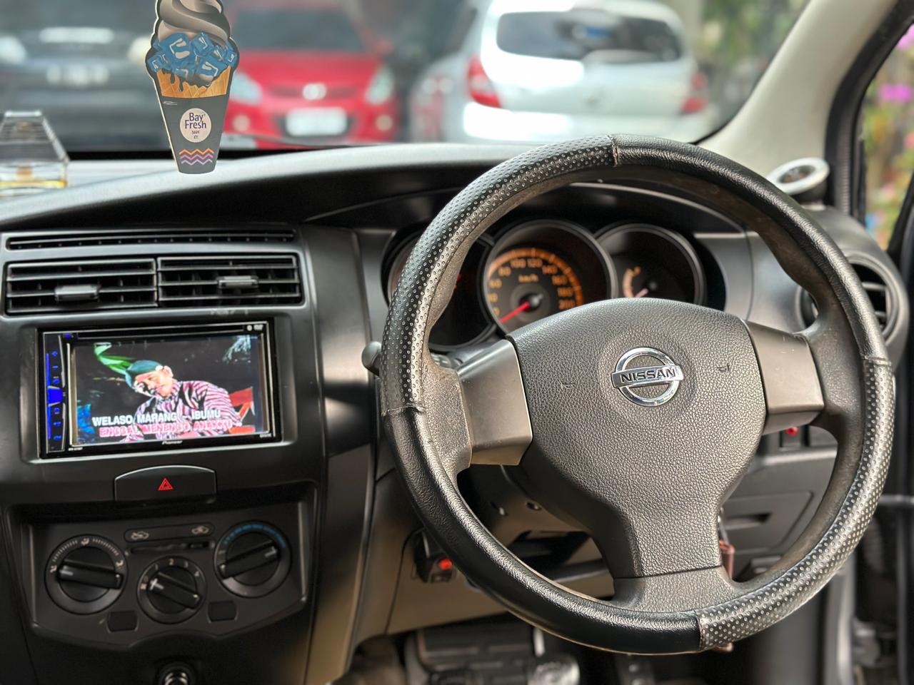 2011 Nissan Grand Livina 2011 Nissan Grand Livina