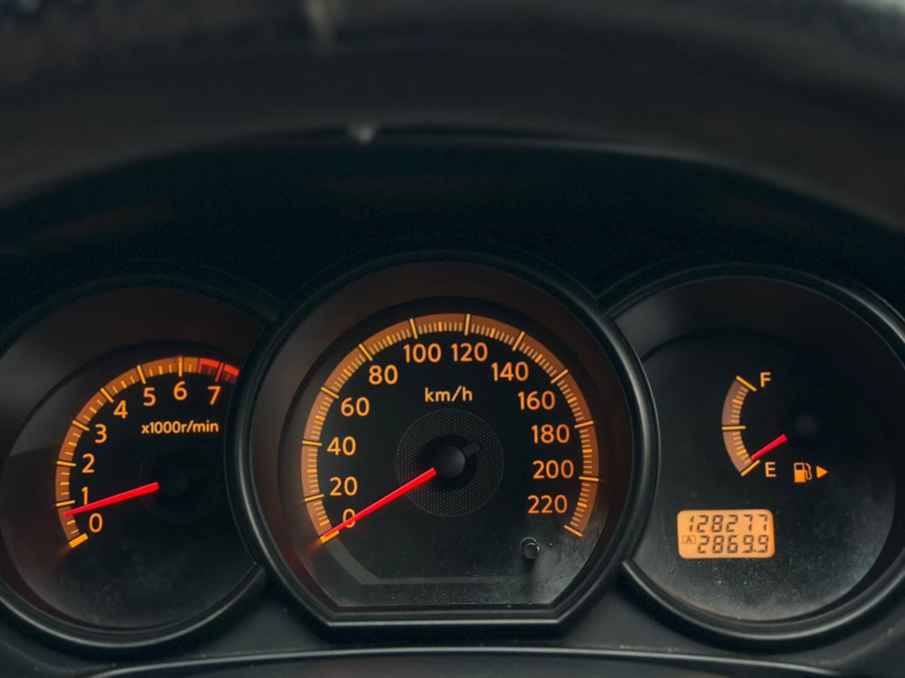 2011 Nissan Grand Livina 2011 Nissan Grand Livina