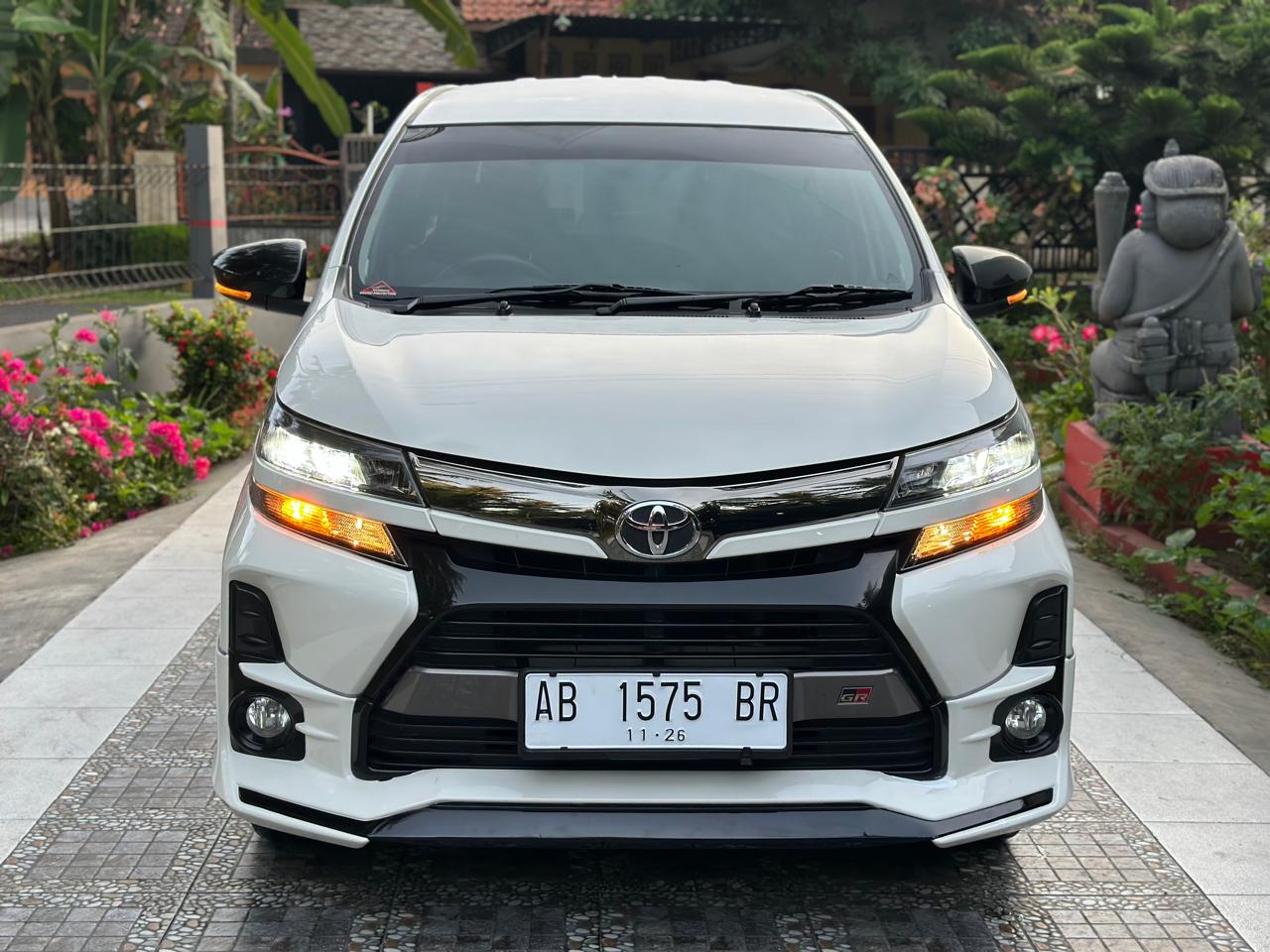 Second Hand 2021 Toyota Veloz Second Hand 2021 Toyota Veloz