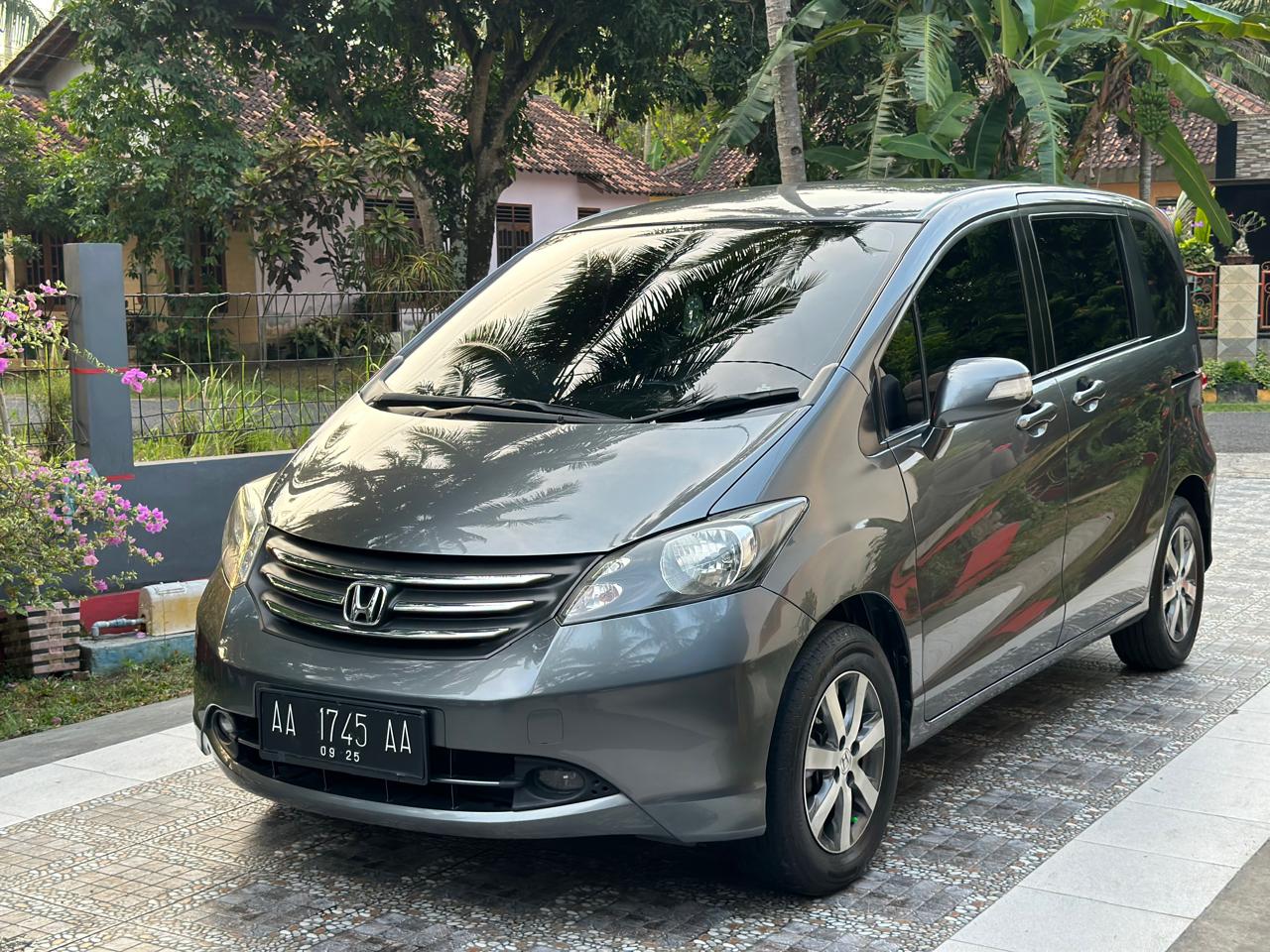 2010 Honda Freed 2010 Honda Freed