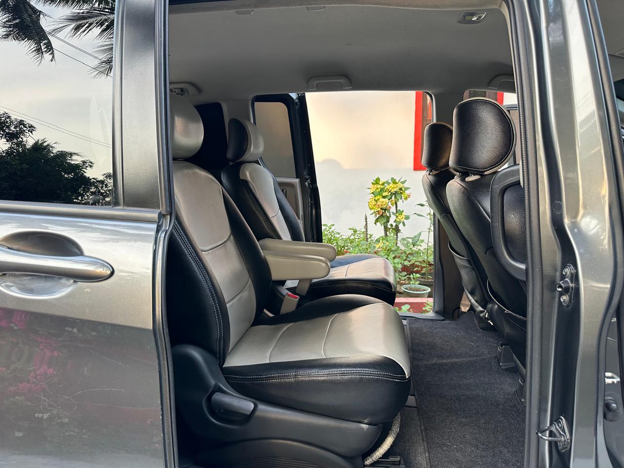 2010 Honda Freed 2010 Honda Freed