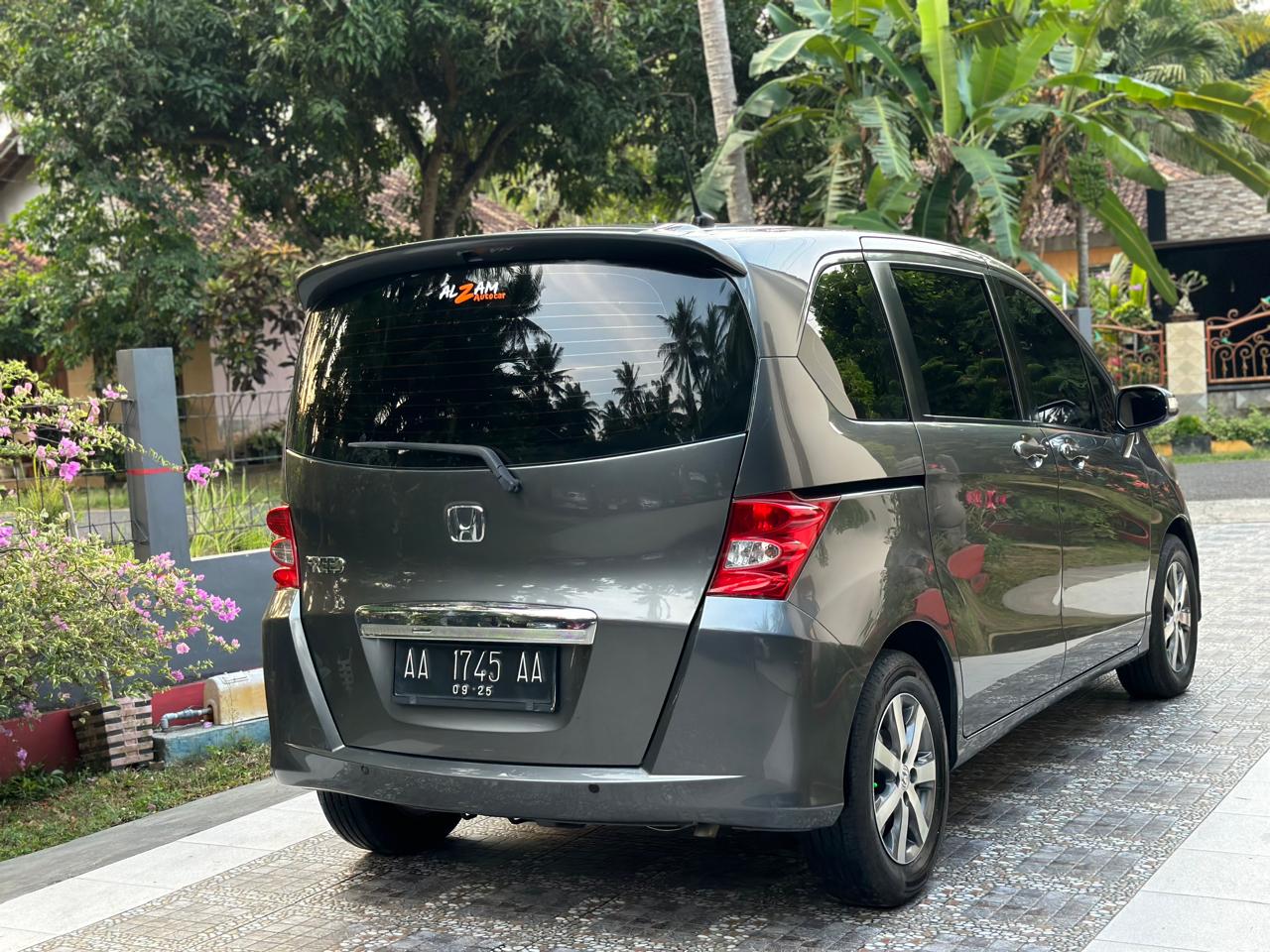 2010 Honda Freed 2010 Honda Freed