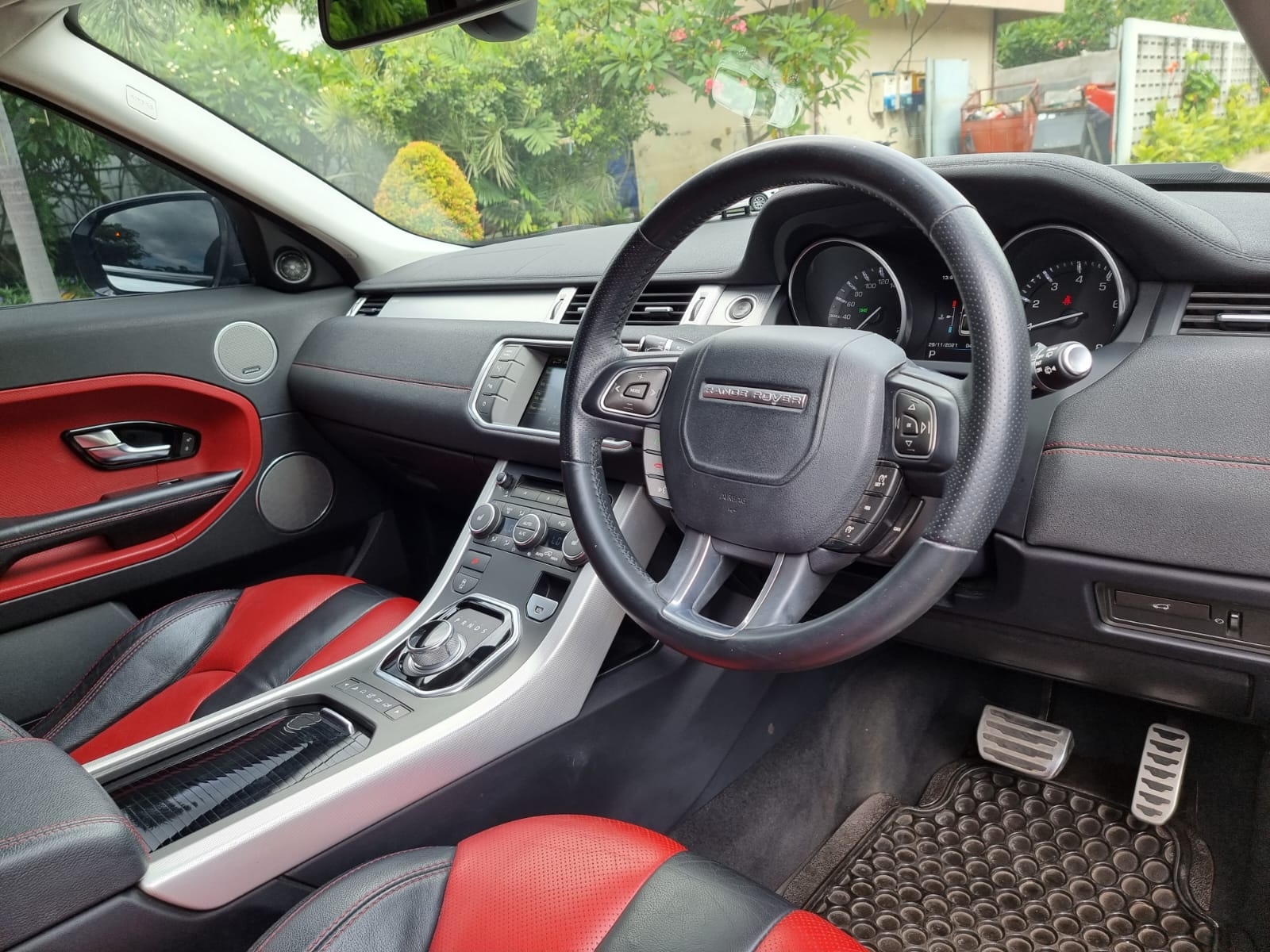 2013 Land Rover Range Rover Evoque EVOQUE 2.0 L Si 4 DYNAMIC 2013 Land Rover Range Rover Evoque EVOQUE 2.0 L Si 4 DYNAMIC