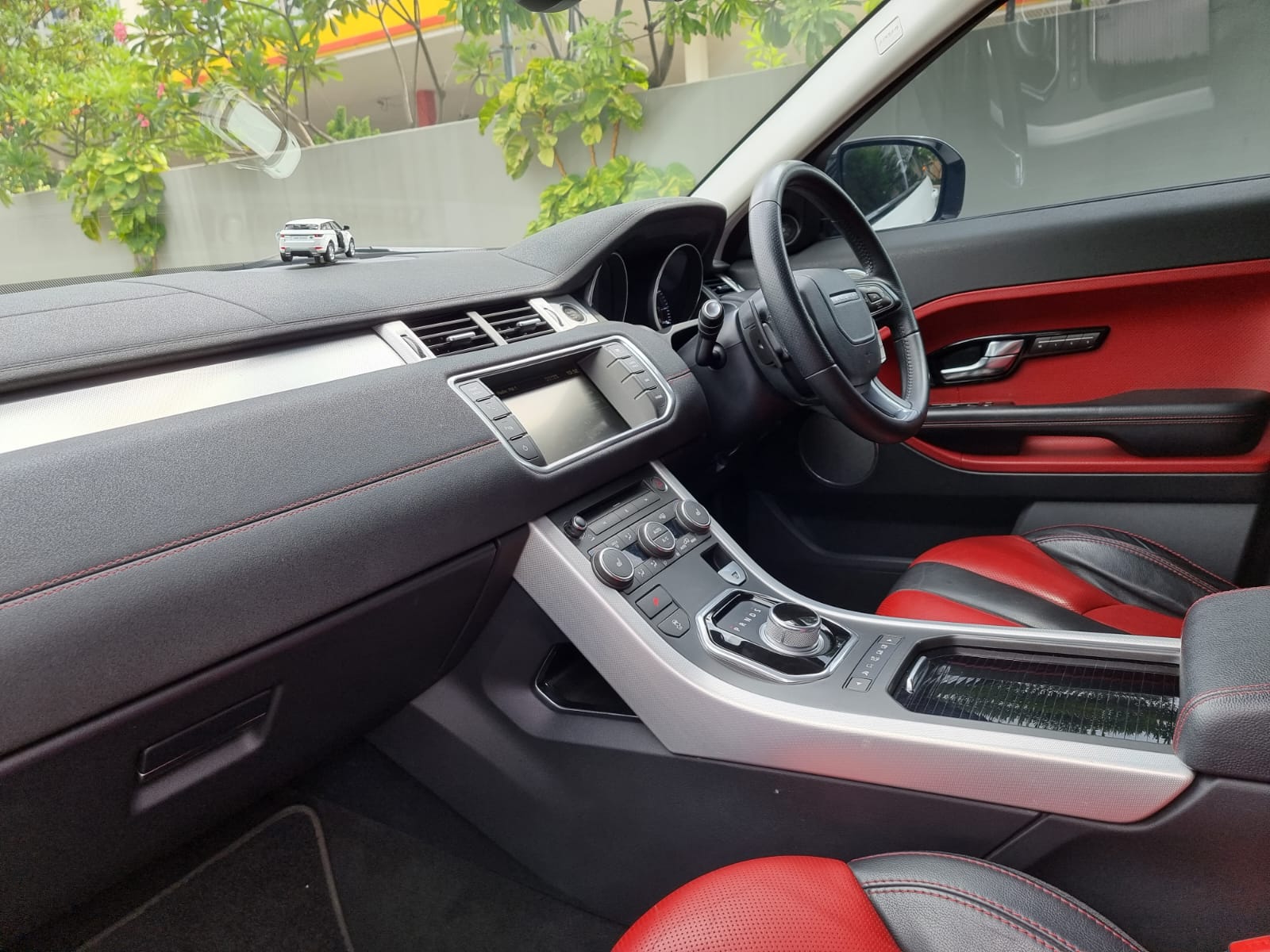 2013 Land Rover Range Rover Evoque EVOQUE 2.0 L Si 4 DYNAMIC 2013 Land Rover Range Rover Evoque EVOQUE 2.0 L Si 4 DYNAMIC