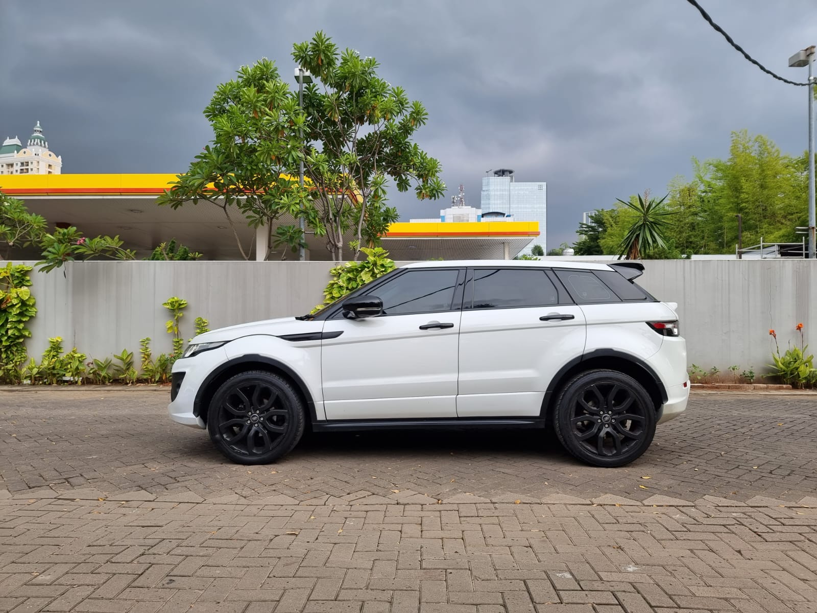 2013 Land Rover Range Rover Evoque EVOQUE 2.0 L Si 4 DYNAMIC 2013 Land Rover Range Rover Evoque EVOQUE 2.0 L Si 4 DYNAMIC