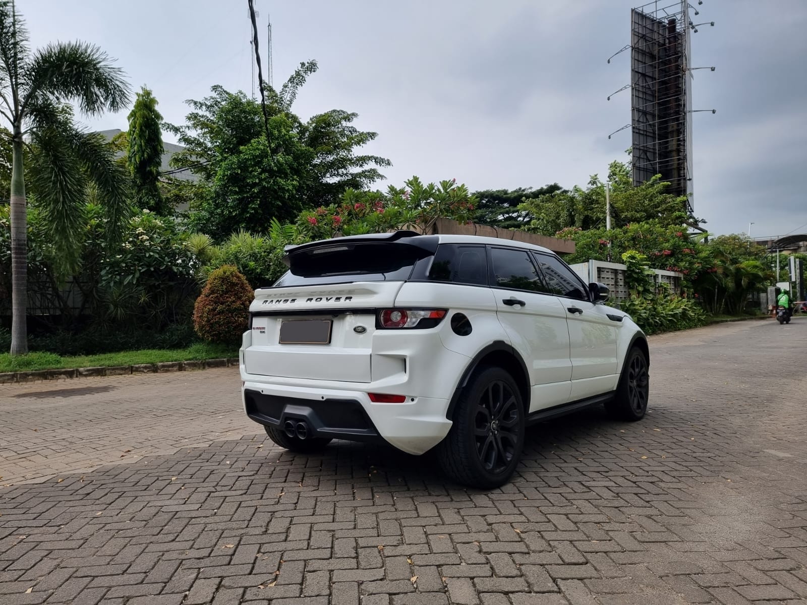 2013 Land Rover Range Rover Evoque EVOQUE 2.0 L Si 4 DYNAMIC 2013 Land Rover Range Rover Evoque EVOQUE 2.0 L Si 4 DYNAMIC