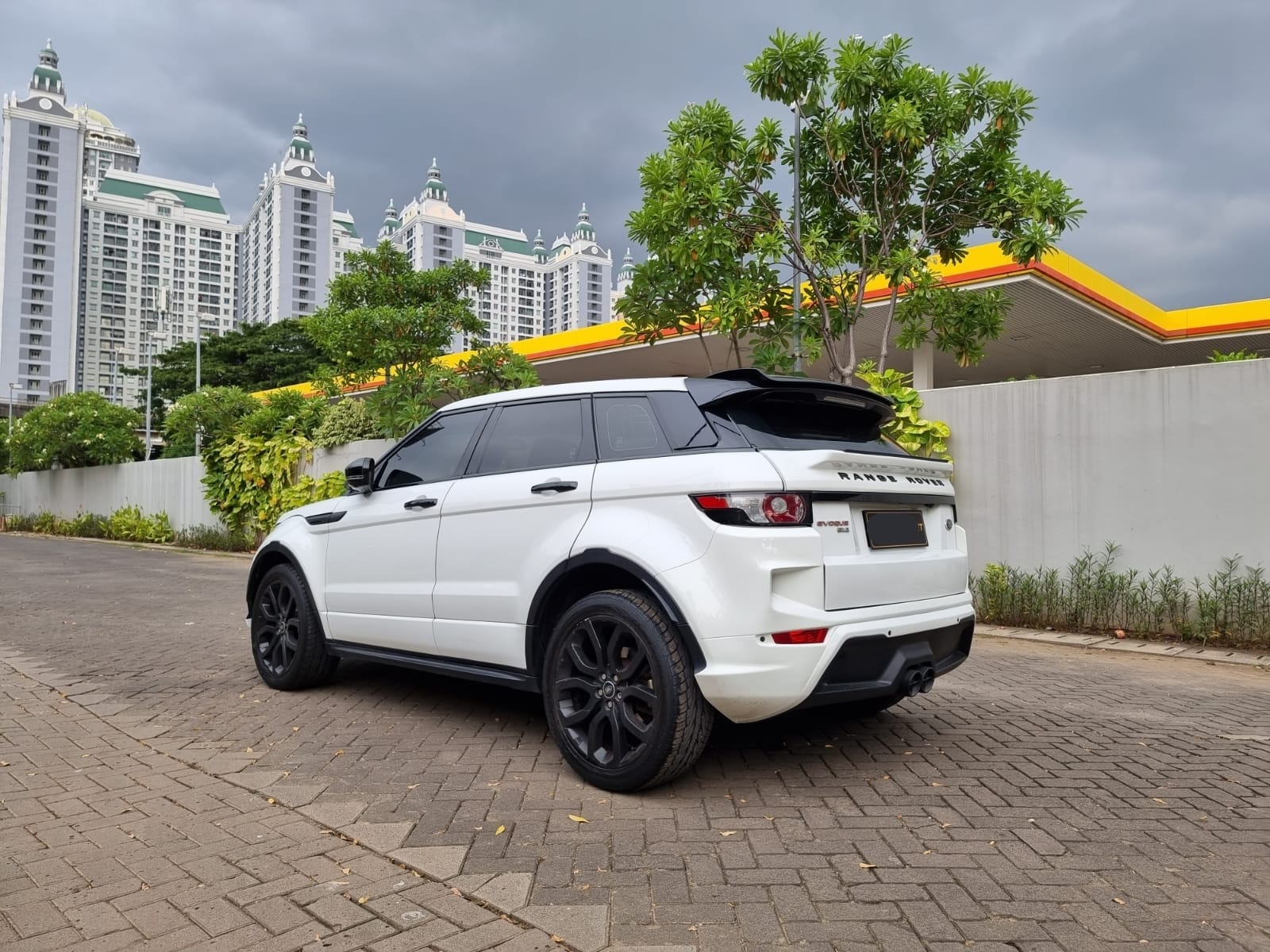 2013 Land Rover Range Rover Evoque EVOQUE 2.0 L Si 4 DYNAMIC 2013 Land Rover Range Rover Evoque EVOQUE 2.0 L Si 4 DYNAMIC