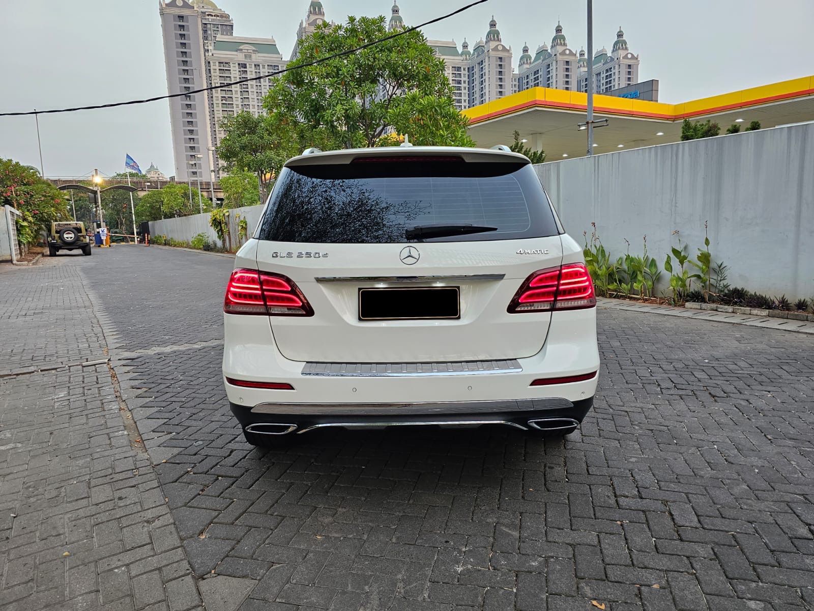 2016 Mercedes Benz GLE-Class 2016 Mercedes Benz GLE-Class