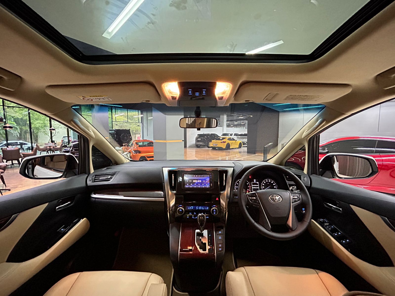 2015 Toyota Vellfire  X 2015 Toyota Vellfire  X