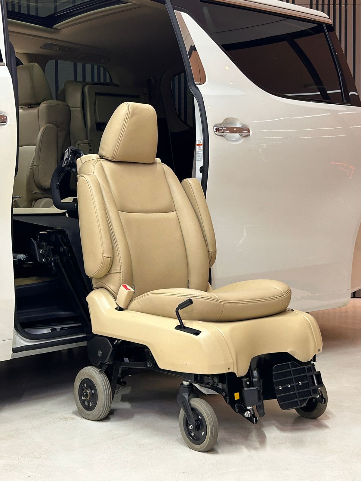 2015 Toyota Vellfire  X 2015 Toyota Vellfire  X