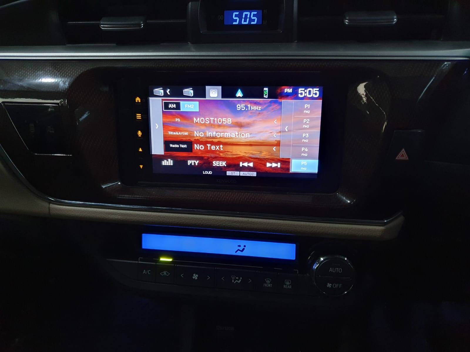 2014 Toyota Corolla Altis 2014 Toyota Corolla Altis