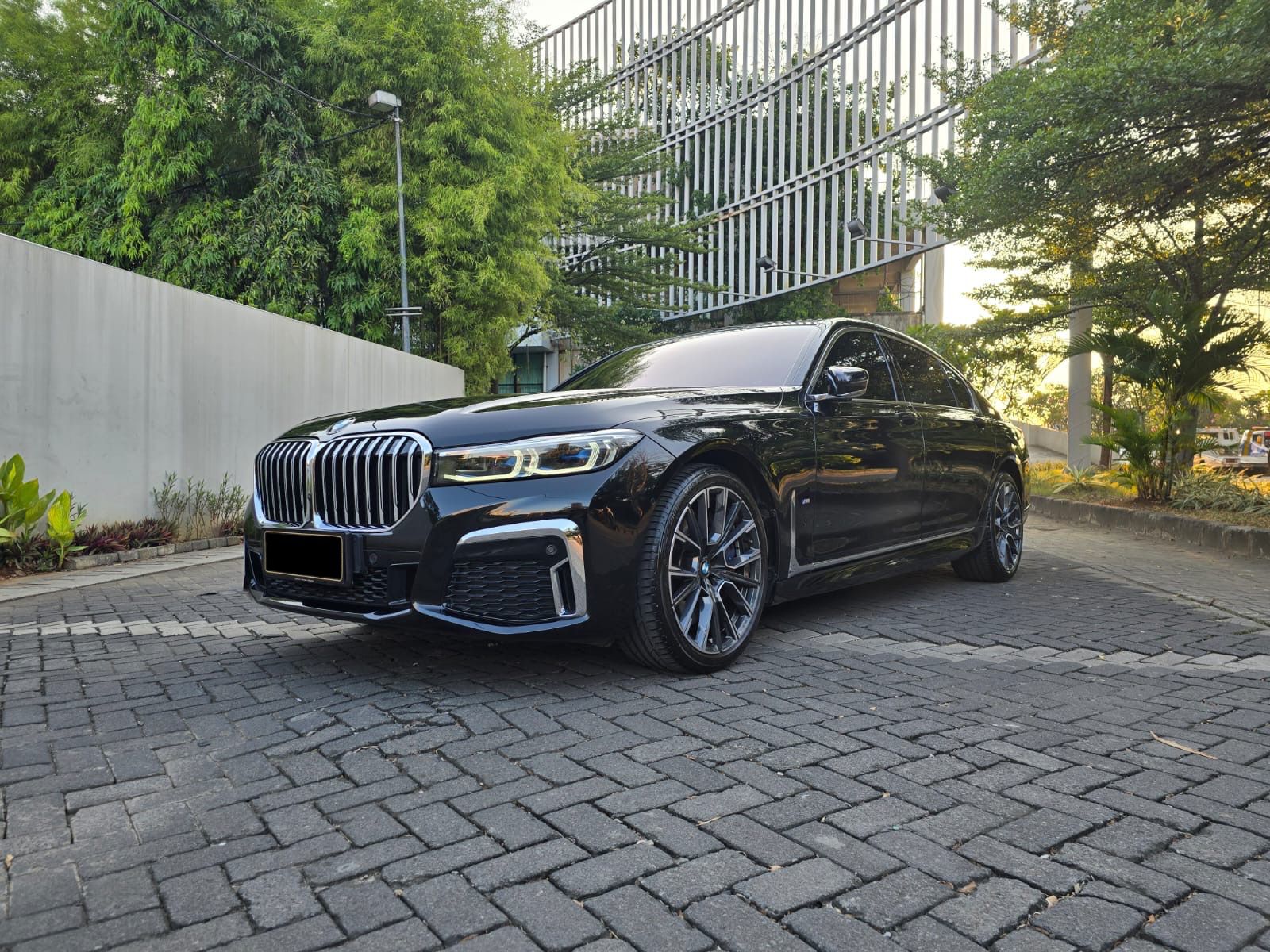Second Hand 2021 BMW 7 Series Sedan 730Li M Sport Second Hand 2021 BMW 7 Series Sedan 730Li M Sport