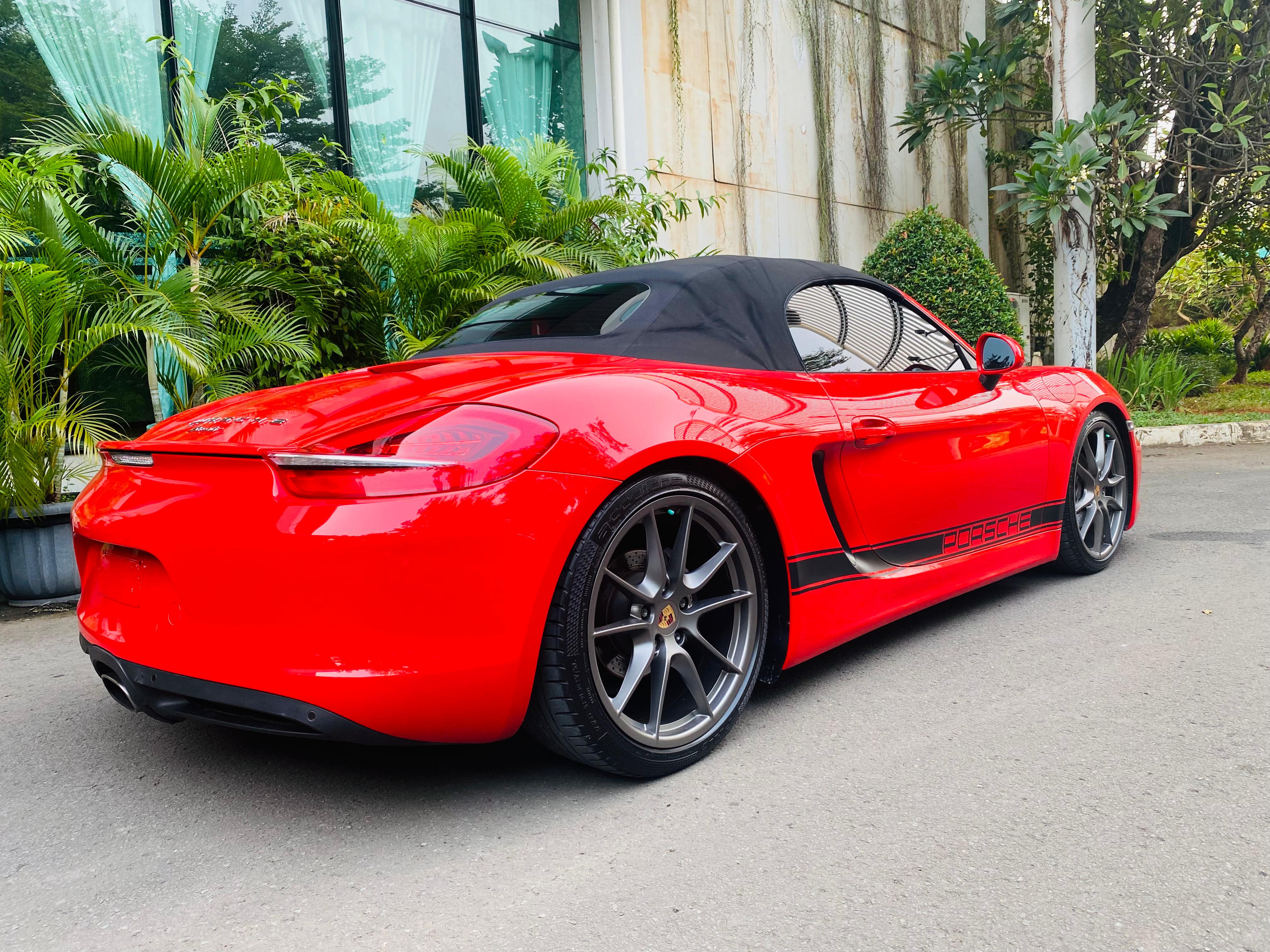 2013 Porsche Boxster 2.7 AT 2013 Porsche Boxster 2.7 AT