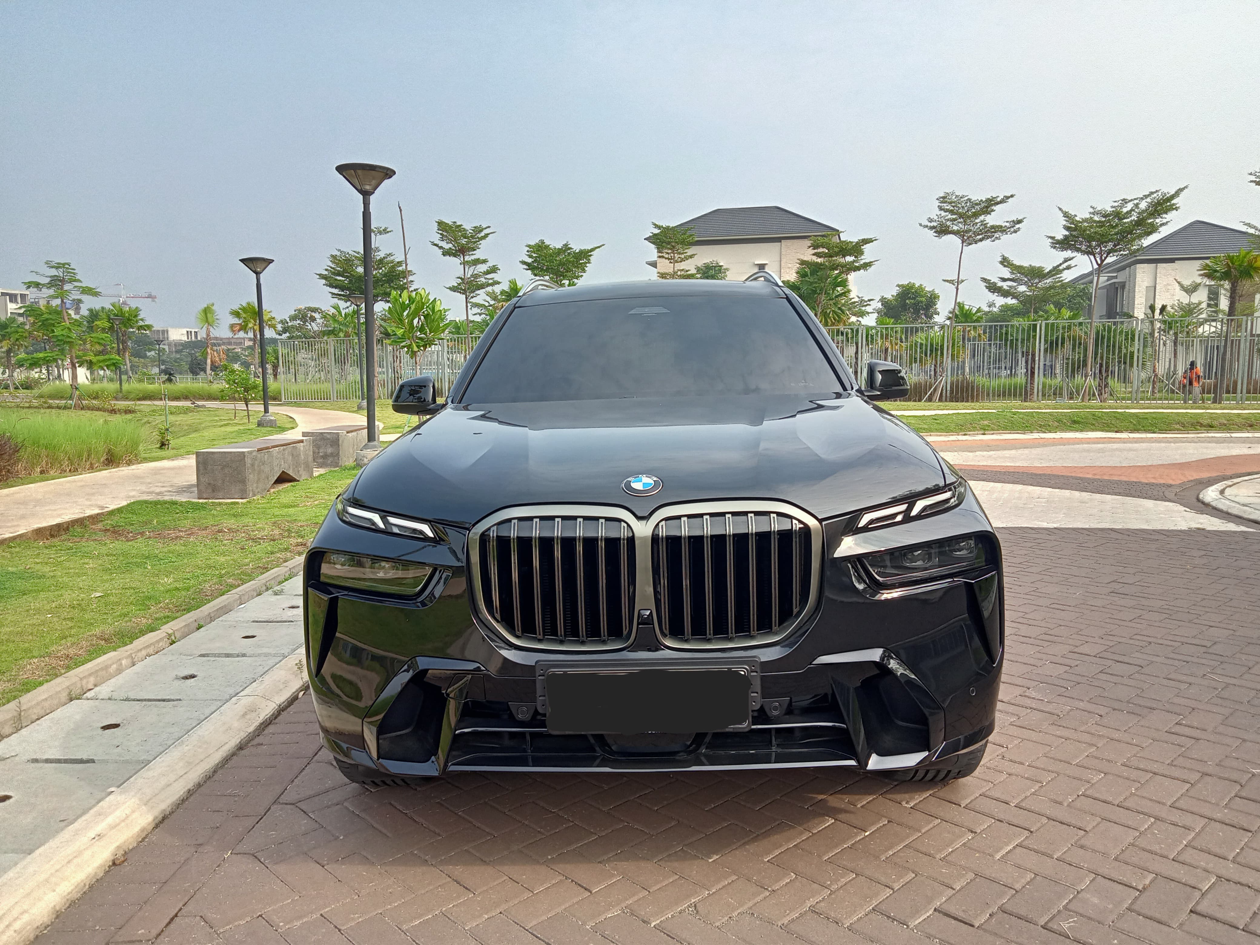 Second Hand 2023 BMW X7 xDrive40i M Sport Second Hand 2023 BMW X7 xDrive40i M Sport