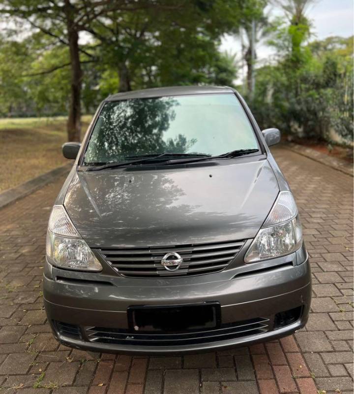 Second Hand 2011 Nissan Serena Second Hand 2011 Nissan Serena
