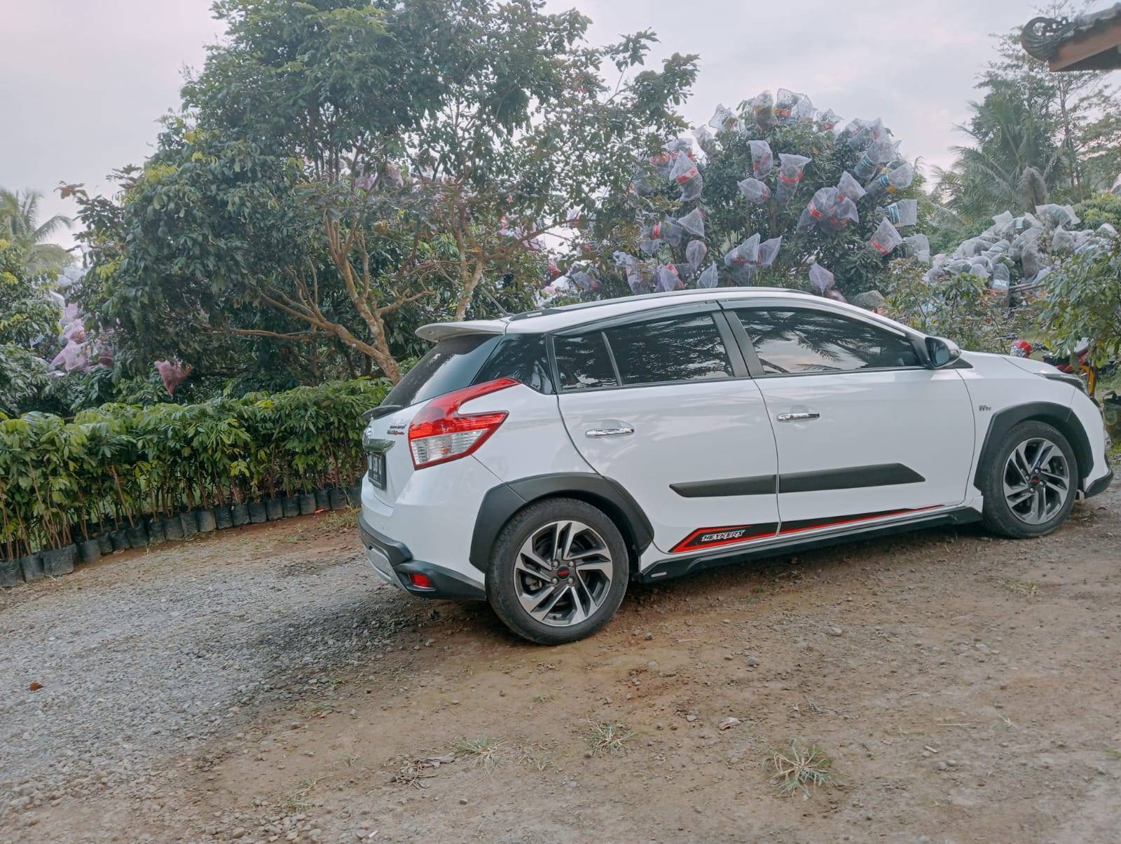 2017 Toyota Yaris Heykers 2017 Toyota Yaris Heykers