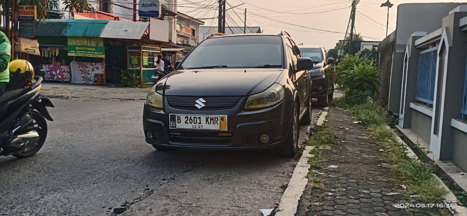 2008 Suzuki SX4 Bekas 2008 Suzuki SX4 Bekas
