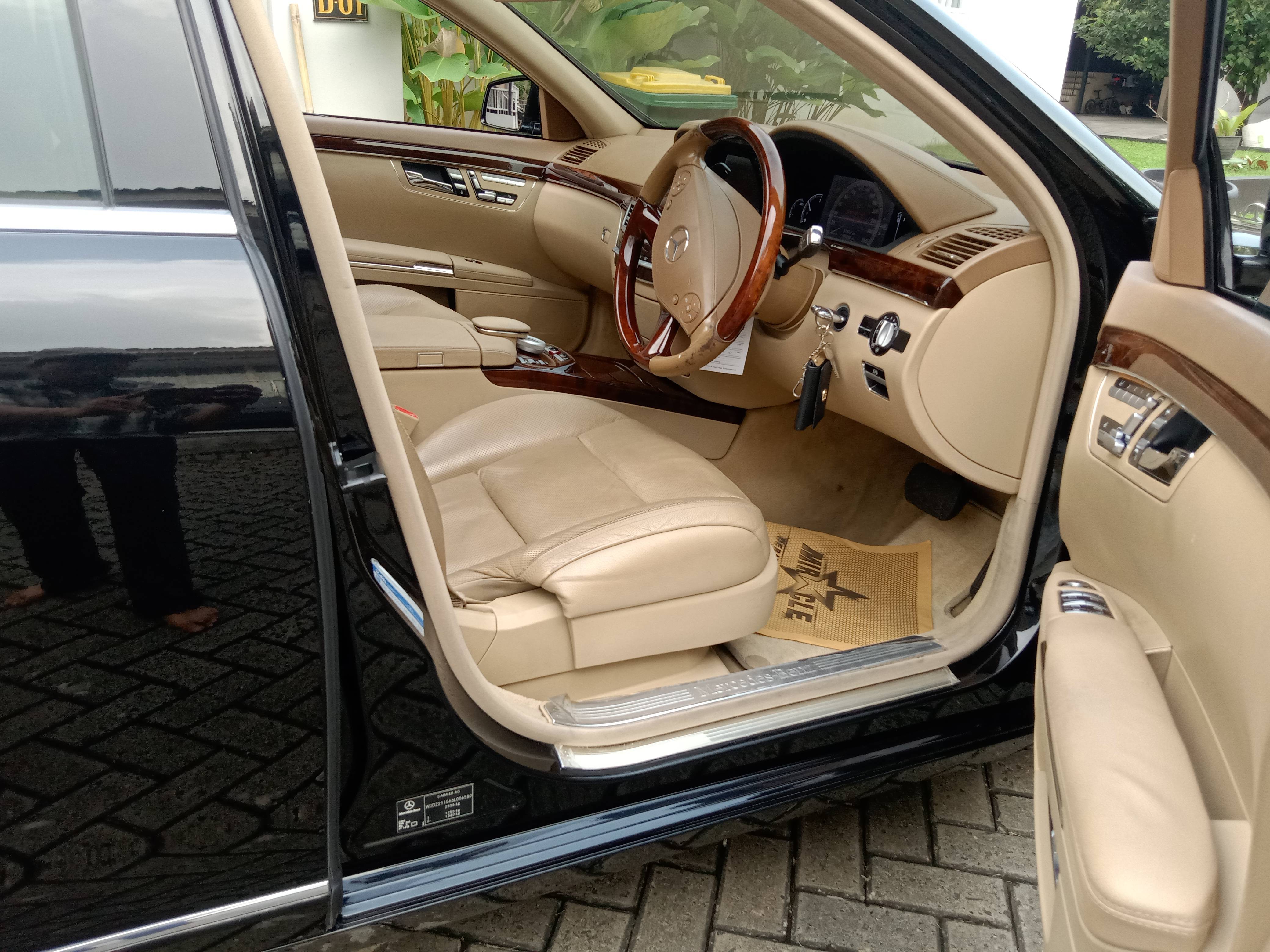 2010 Mercedes Benz S-Class 2010 Mercedes Benz S-Class