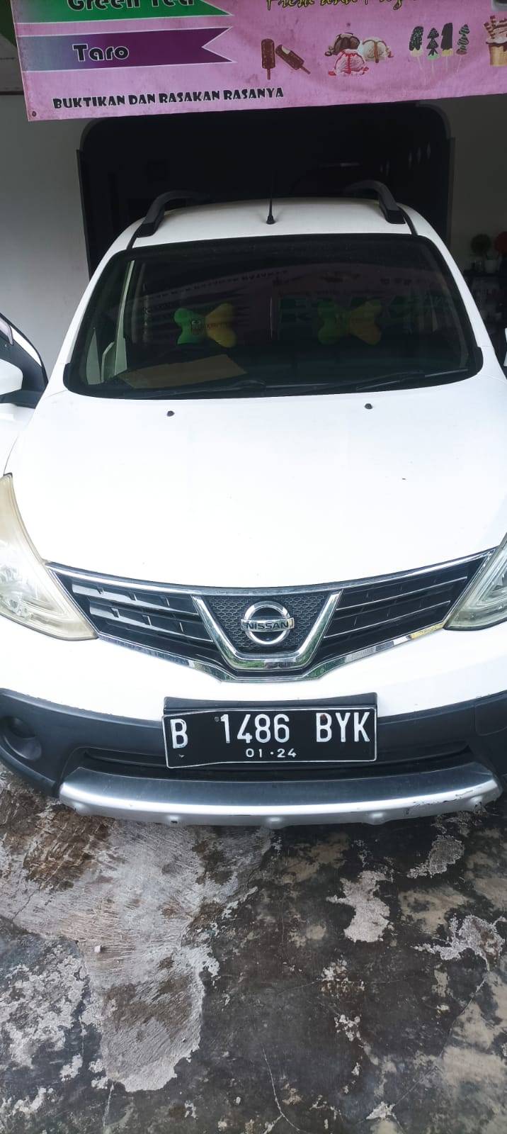 Second Hand 2013 Nissan Livina Second Hand 2013 Nissan Livina