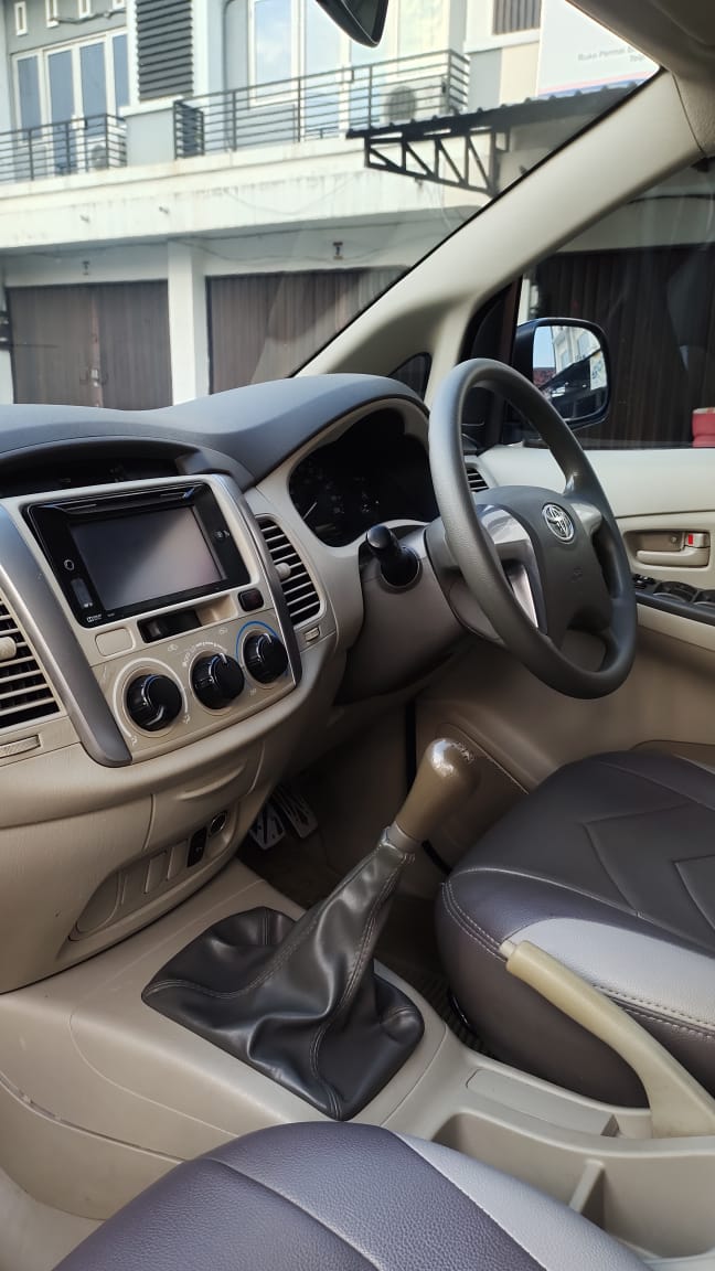 2014 Toyota Kijang  2014 Toyota Kijang