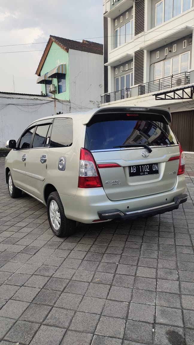 2014 Toyota Kijang  2014 Toyota Kijang
