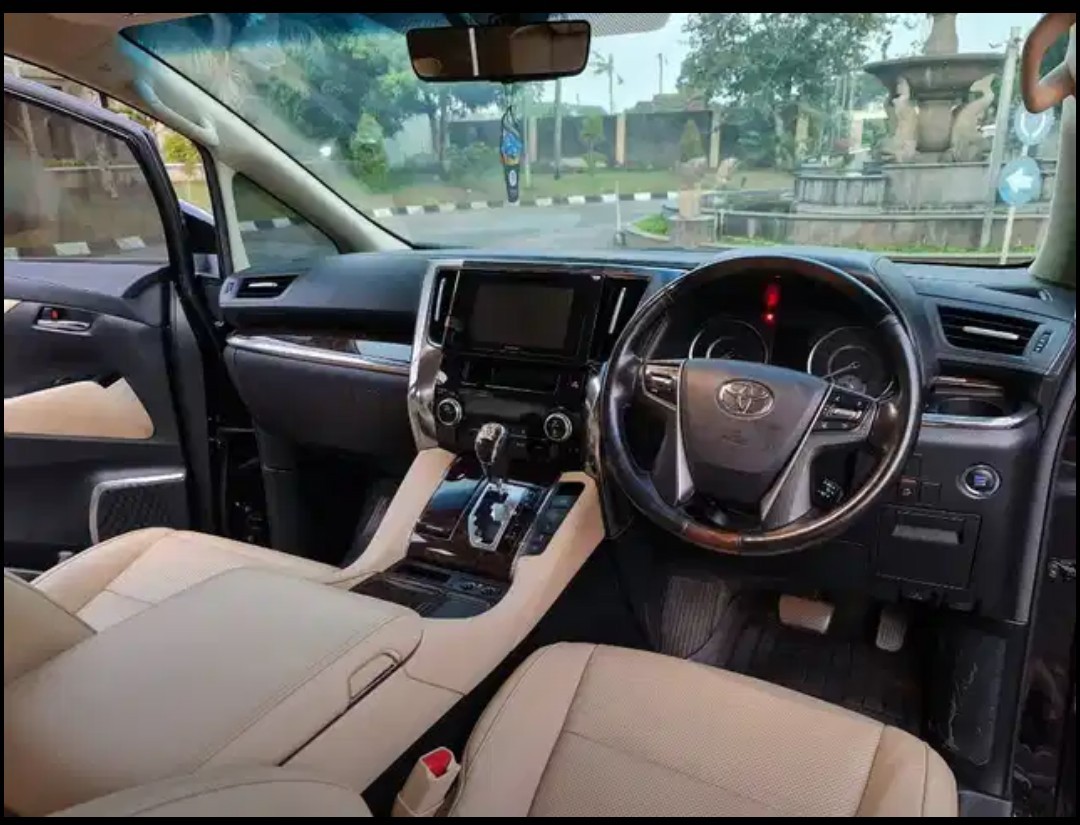 2019 Toyota Alphard  2.5 G A/T 2019 Toyota Alphard  2.5 G A/T