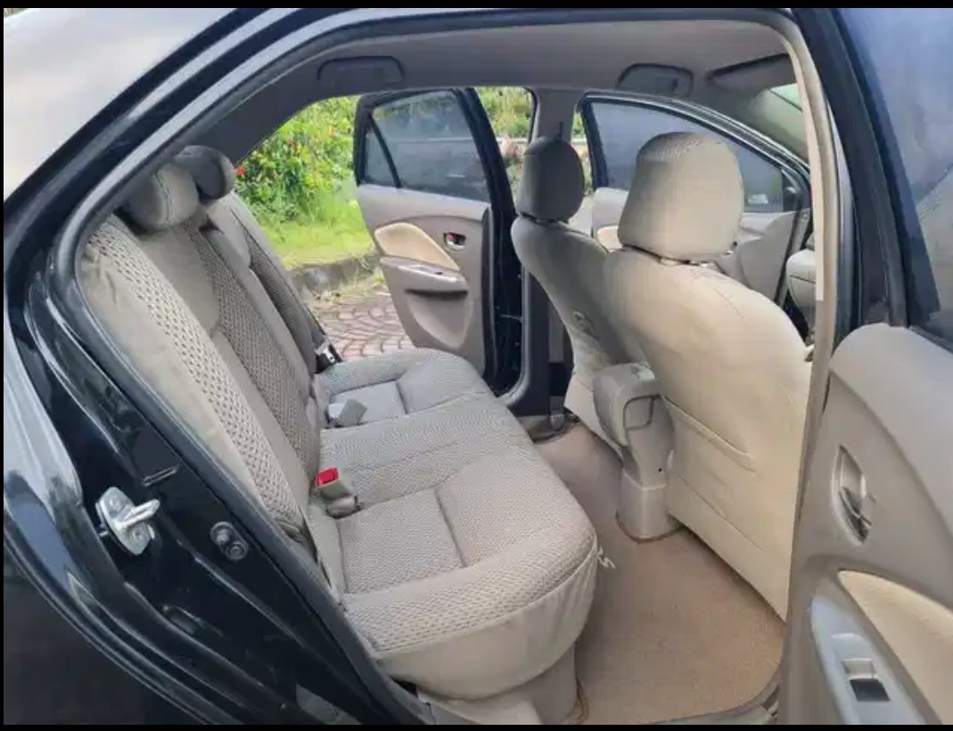 2011 Toyota Vios  1.5 G A/T 2011 Toyota Vios  1.5 G A/T