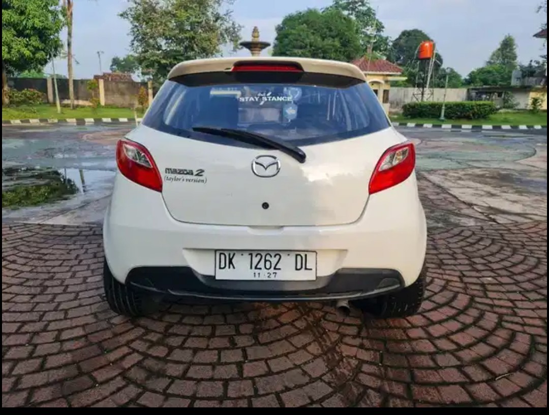 2011 Mazda 2 Hatchback GT 1.5L AT 2011 Mazda 2 Hatchback GT 1.5L AT