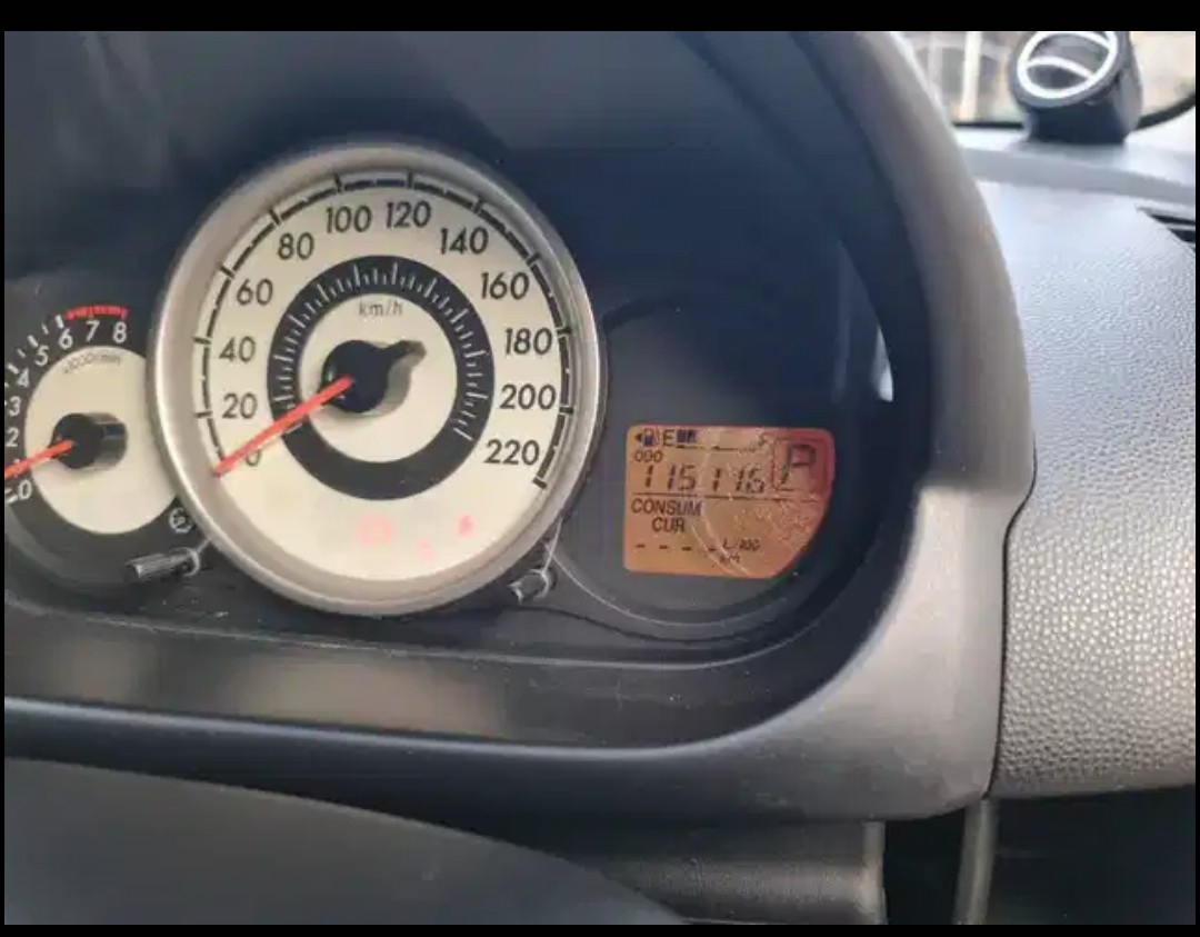 2011 Mazda 2 Hatchback GT 1.5L AT 2011 Mazda 2 Hatchback GT 1.5L AT