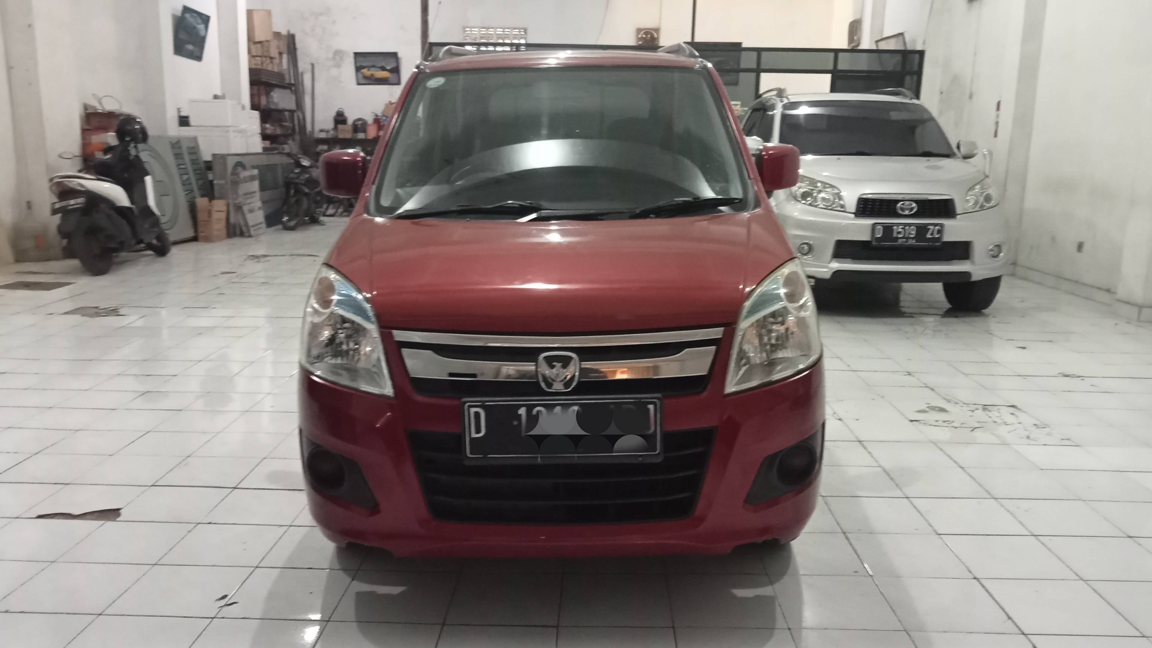 2014 Suzuki Karimun Wagon R Bekas 2014 Suzuki Karimun Wagon R Bekas