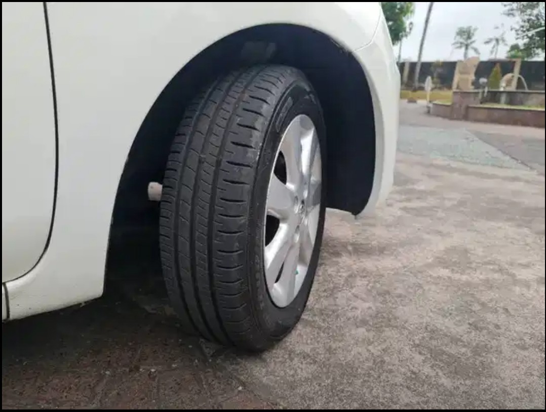 2013 Nissan March  1.2 XS AT 2013 Nissan March  1.2 XS AT