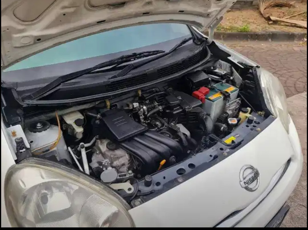 2013 Nissan March  1.2 XS AT 2013 Nissan March  1.2 XS AT