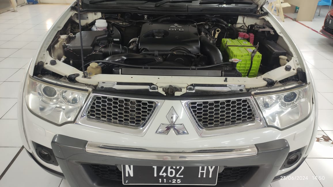 2012 Mitsubishi Pajero Sport  2012 Mitsubishi Pajero Sport