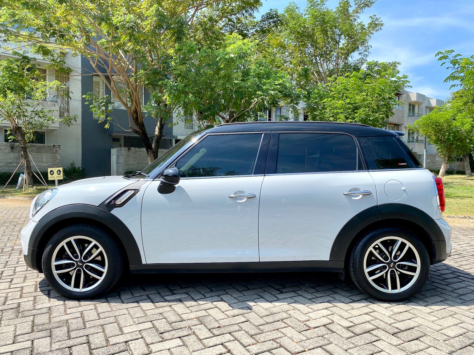 2012 MINI Cooper S Countryman 1.6 S TURBO 2012 MINI Cooper S Countryman 1.6 S TURBO