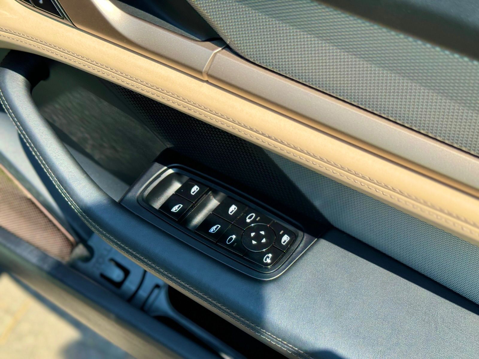 2021 Porsche Taycan Turbo 2021 Porsche Taycan Turbo