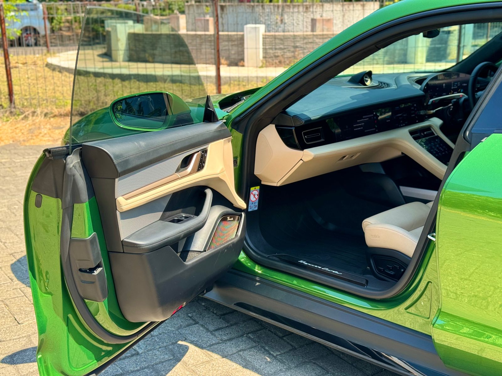 2021 Porsche Taycan Turbo 2021 Porsche Taycan Turbo