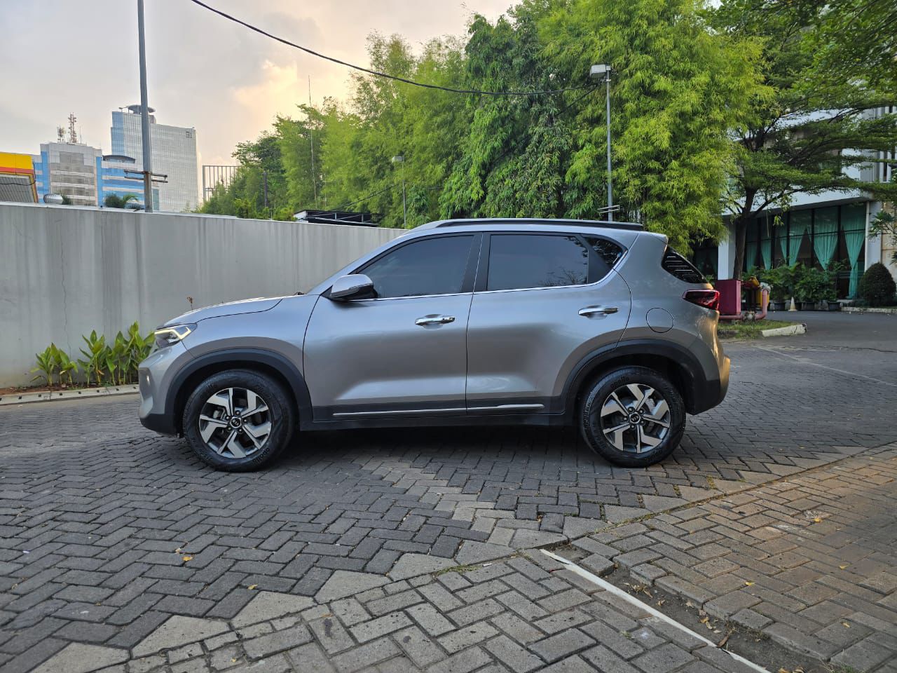 2021 Kia Sonet  PREMIERE A/T 2021 Kia Sonet  PREMIERE A/T