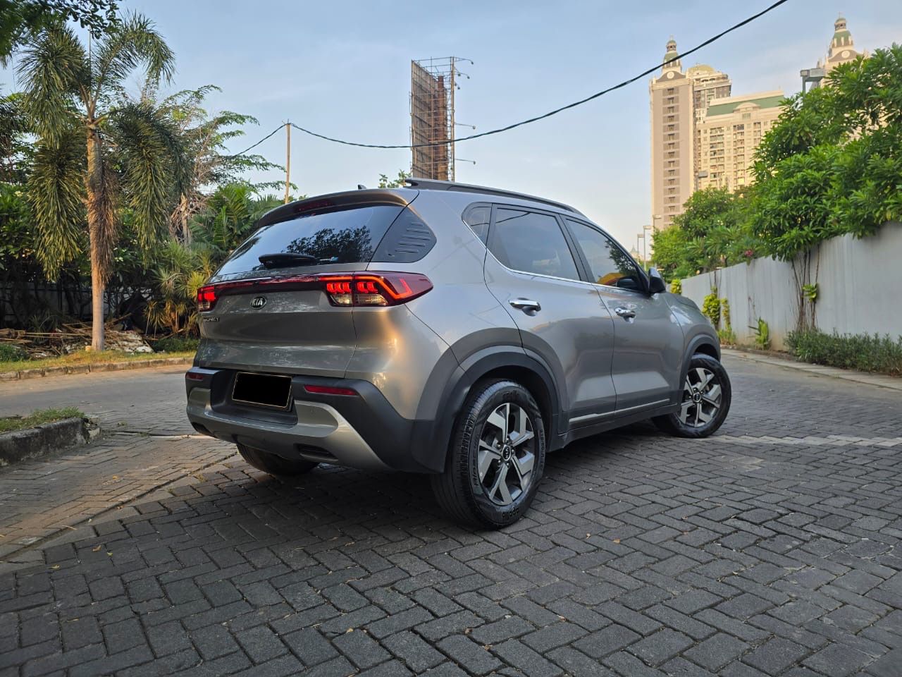 2021 Kia Sonet  PREMIERE A/T 2021 Kia Sonet  PREMIERE A/T