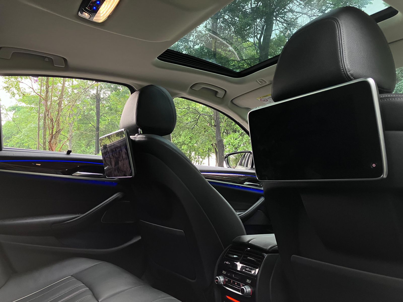 2019 BMW 5 Series Sedan  530i Luxury 2019 BMW 5 Series Sedan  530i Luxury