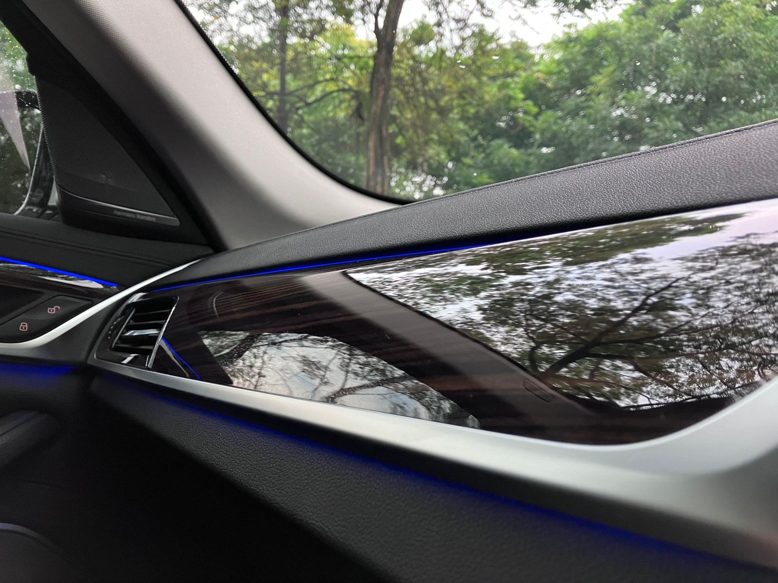 2019 BMW 5 Series Sedan  530i Luxury 2019 BMW 5 Series Sedan  530i Luxury