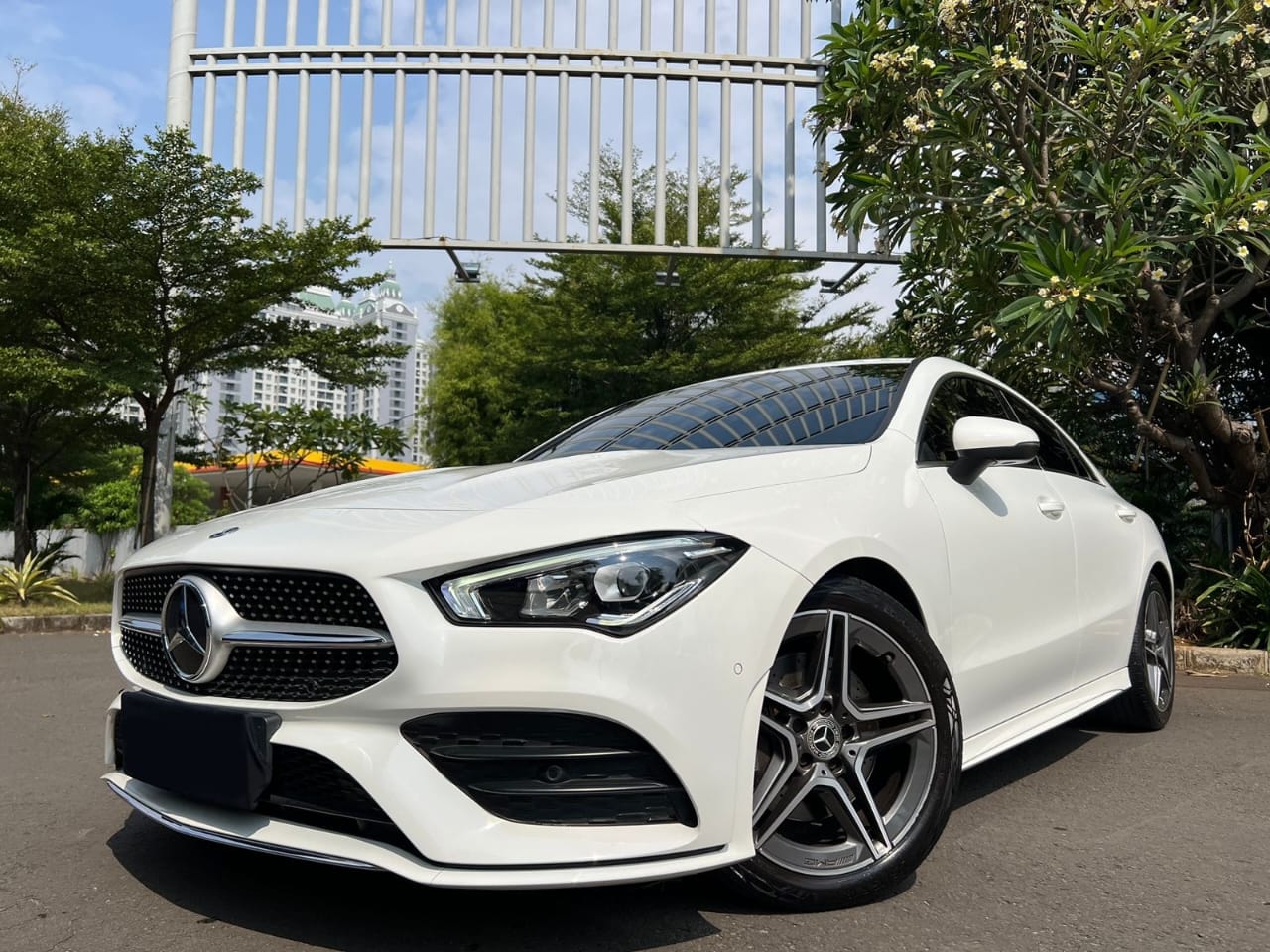 Second Hand 2020 Mercedes Benz CLA-Class 200 AMG Line Second Hand 2020 Mercedes Benz CLA-Class 200 AMG Line