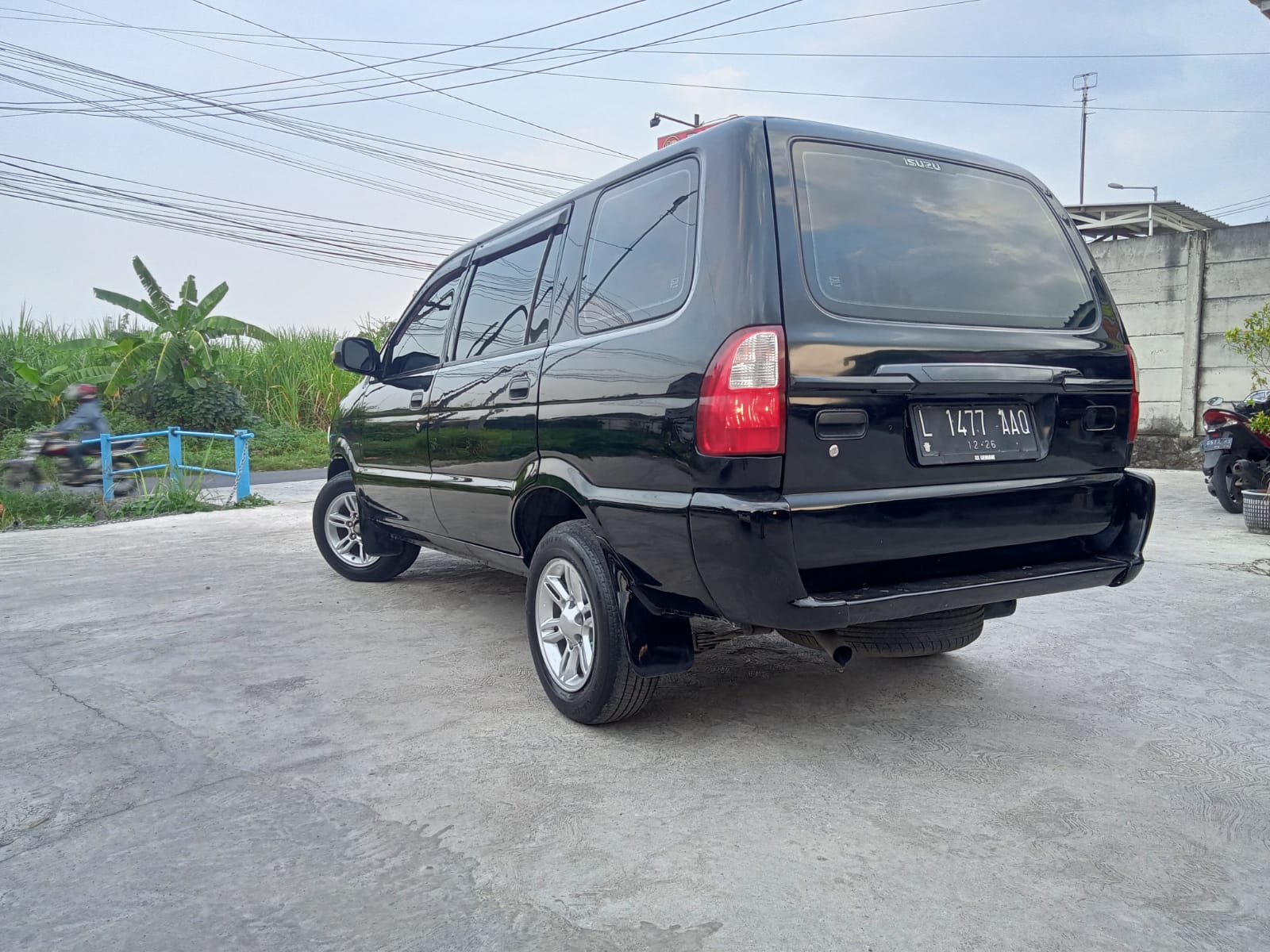 2011 Isuzu Panther 2011 Isuzu Panther