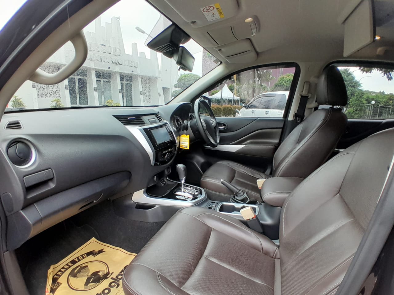 2020 Nissan Terra 2.5L 4x2 VL AT 2020 Nissan Terra 2.5L 4x2 VL AT