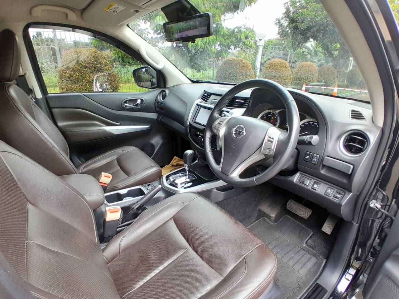 2020 Nissan Terra 2.5L 4x2 VL AT 2020 Nissan Terra 2.5L 4x2 VL AT