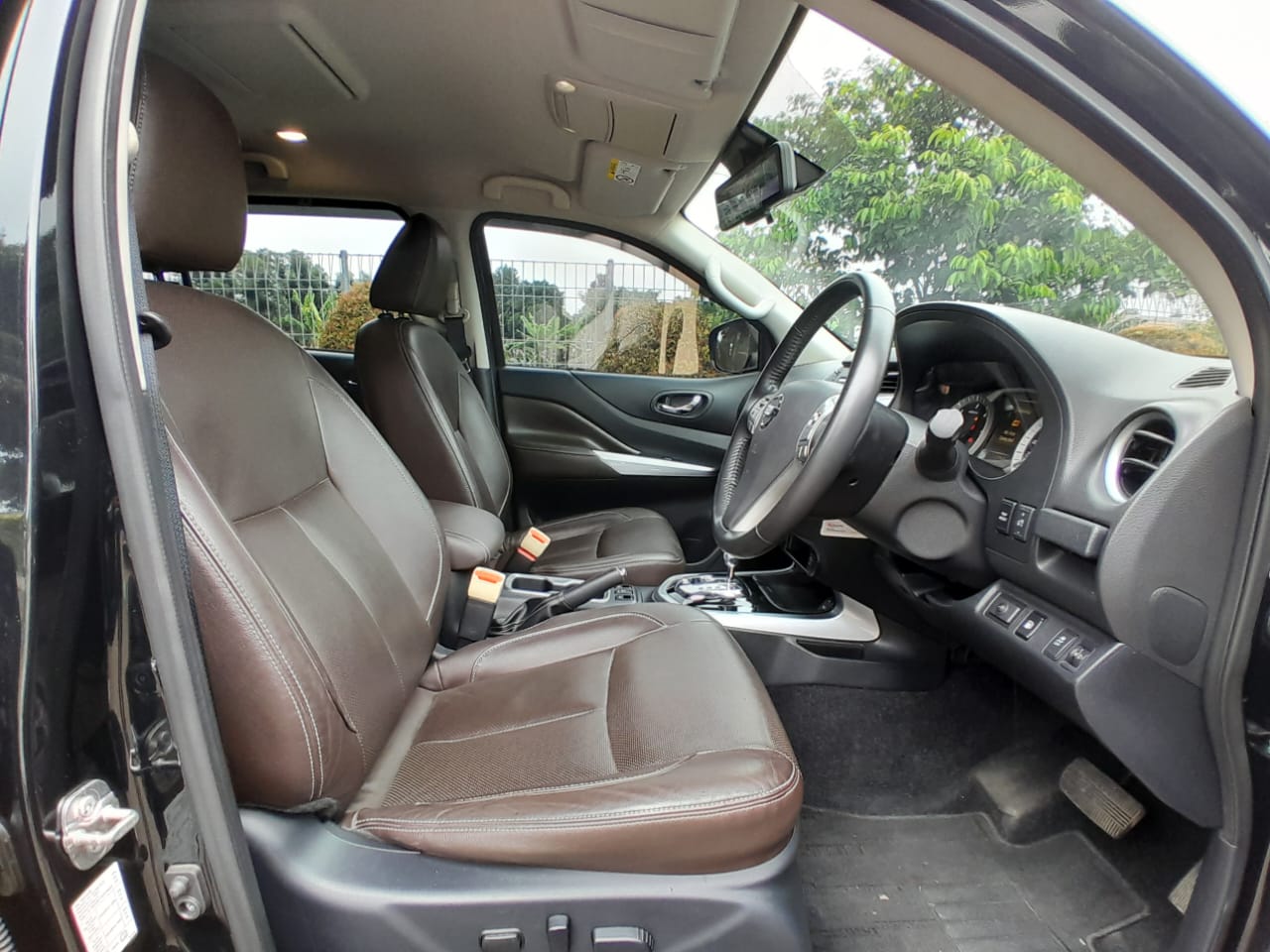 2020 Nissan Terra 2.5L 4x2 VL AT 2020 Nissan Terra 2.5L 4x2 VL AT