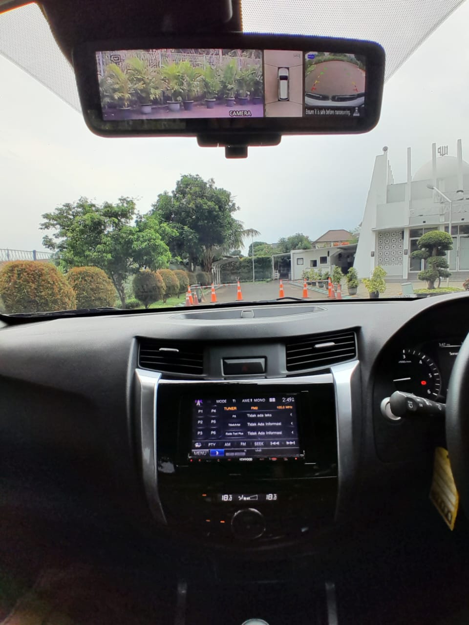 2020 Nissan Terra 2.5L 4x2 VL AT 2020 Nissan Terra 2.5L 4x2 VL AT