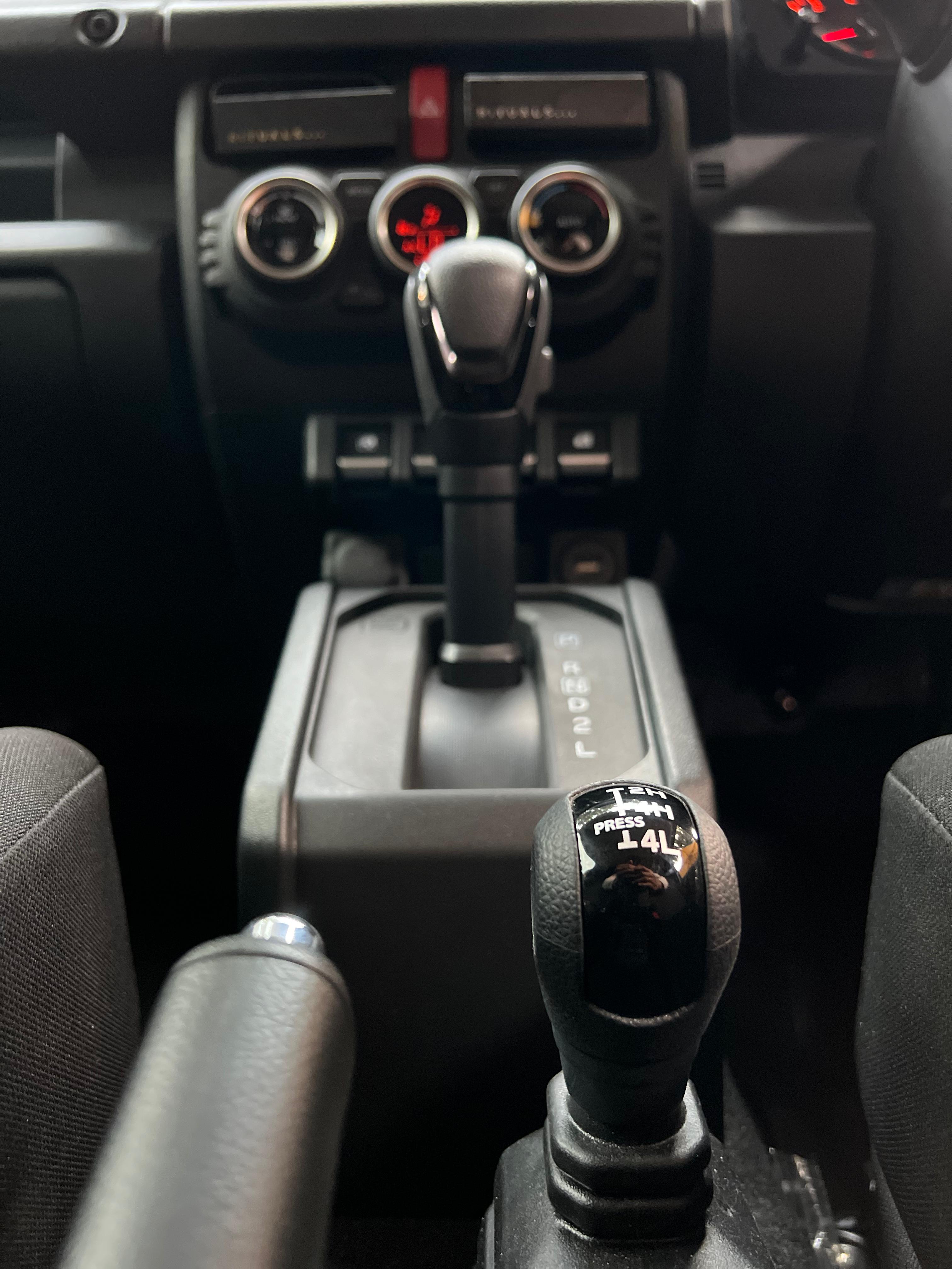 2023 Suzuki Jimny Single Tone AT 2023 Suzuki Jimny Single Tone AT