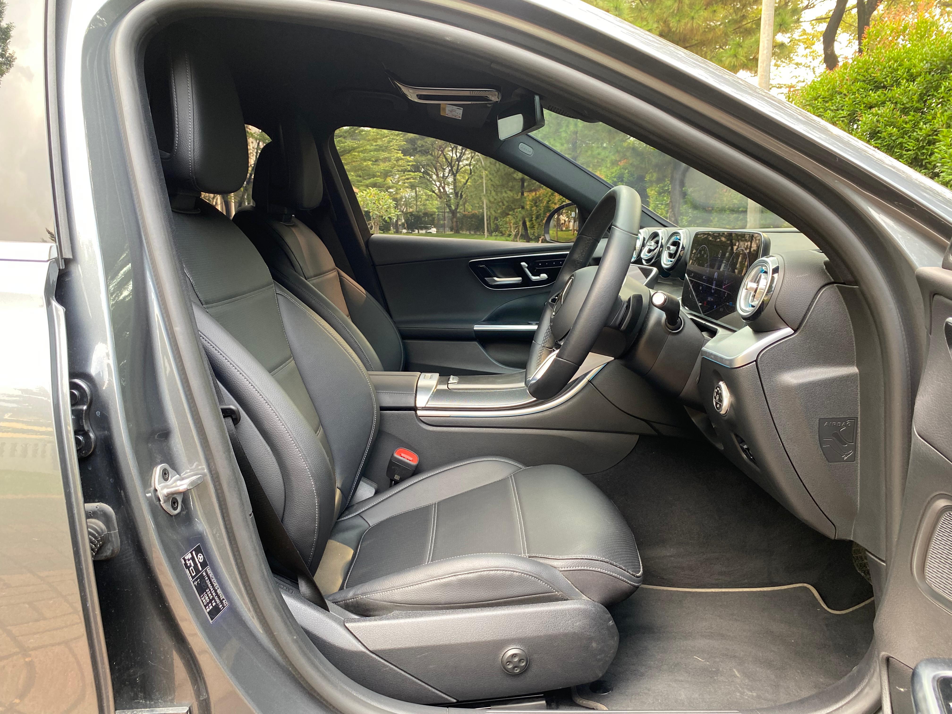 2022 Mercedes Benz C-Class Sedan C 200 Avantgarde Line 2022 Mercedes Benz C-Class Sedan C 200 Avantgarde Line